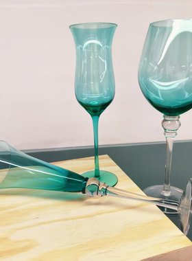 【可尔】中古原色高颜值微醺精蓝色水晶杯高脚杯香槟杯鸡尾酒杯51