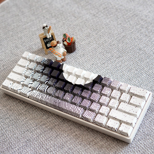 日冕时刻 白黑经典百搭 原厂侧刻透光高度热升华工艺高品质现货