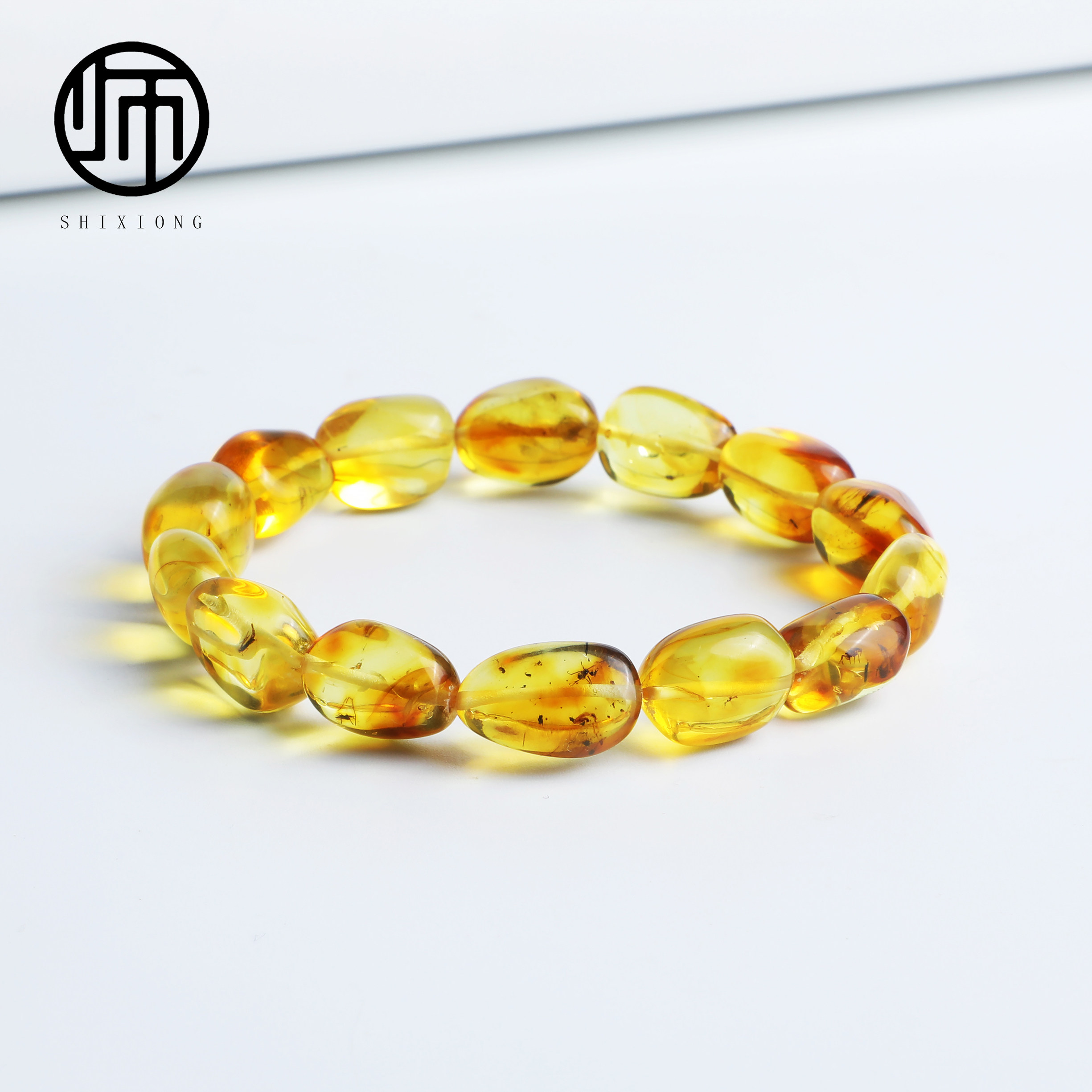 馆藏级天然无优化真品白垩纪时期虫子琥珀随型手串（颗颗带虫）