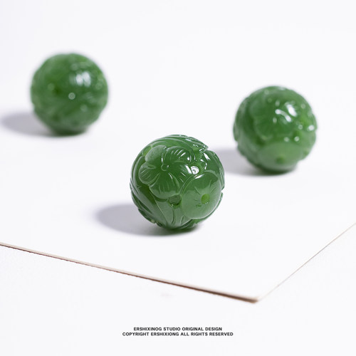 七号矿辣阳绿收藏级天然碧玉配珠