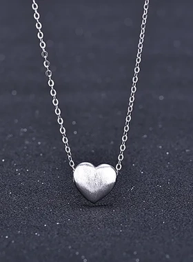 短链巧兰轩爱心韩版短链项链纯银拉丝女款磨砂锁骨银配饰手工