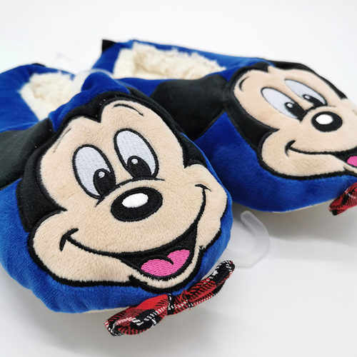 日本可爱刺绣冬季防滑棉拖鞋