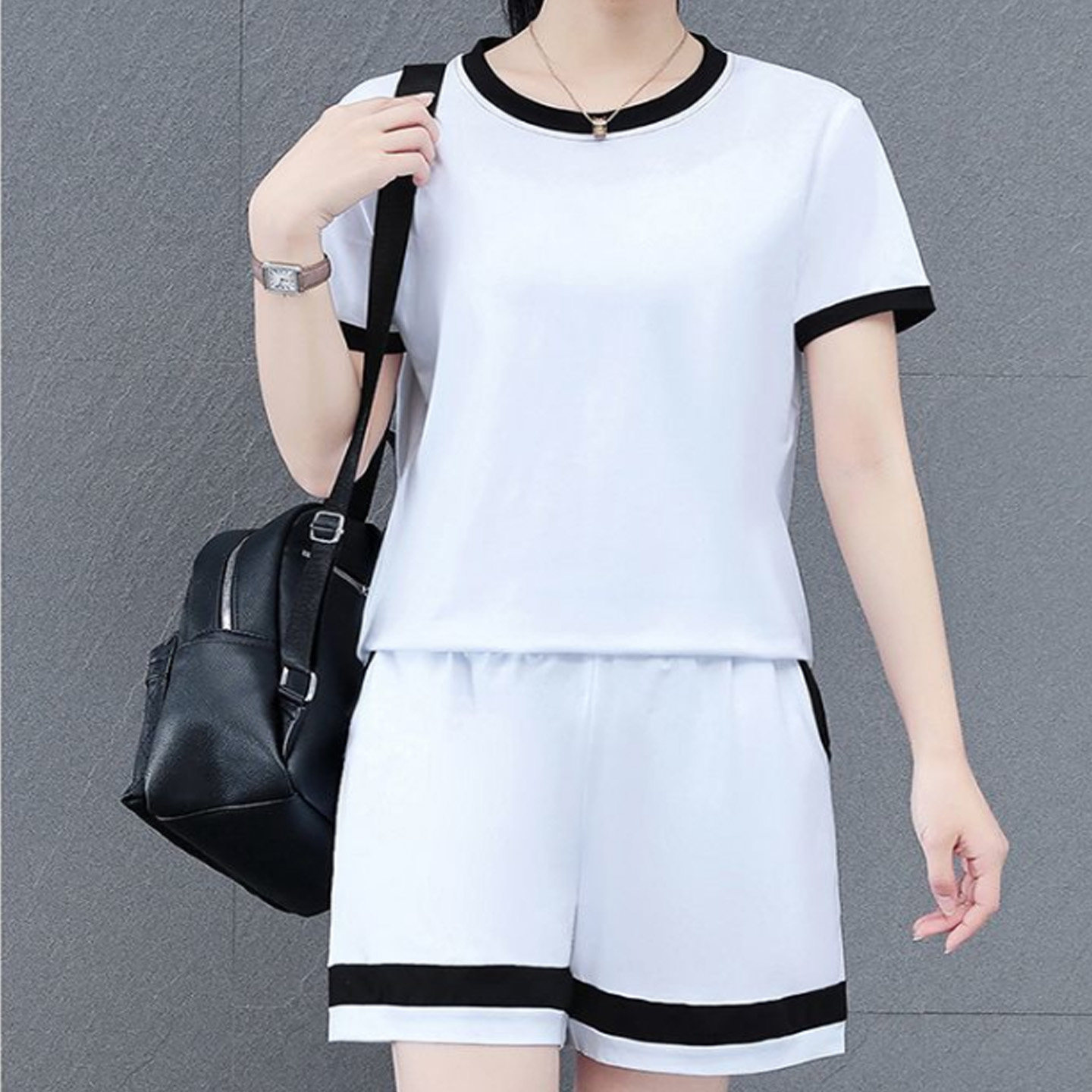 2026新款春夏季运动套装女士短袖短裤两件套减龄休闲穿搭纯色条纹