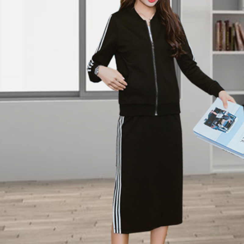 2025早春新款休闲运动套装女大码气质显瘦半身裙卫衣外套纯棉条纹