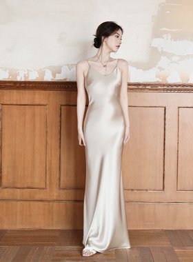 SerioLudere蛋仔很懒 重磅！72%醋酸吊带裙收腰显瘦缎面连衣裙 女