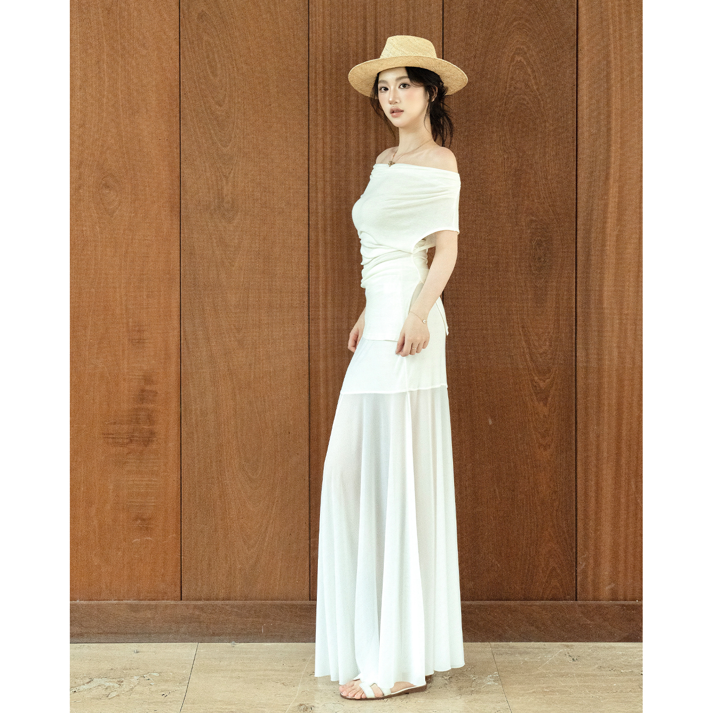 SerioLudere蛋仔很懒/ 白色松紧腰遮跨显瘦百搭半裙拼接修身纱裙