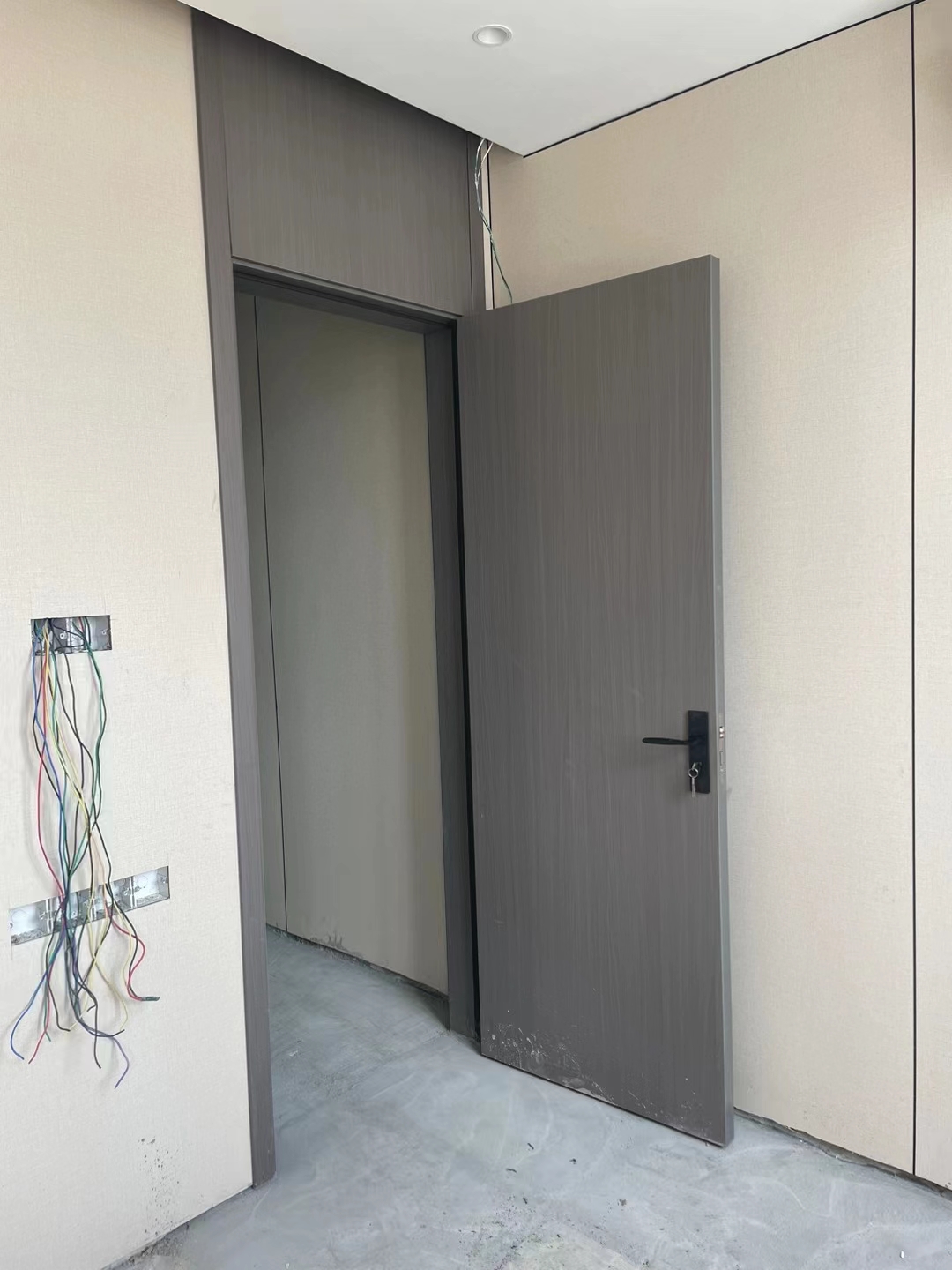 深圳厂家极窄铝木门客厅书房门套装门木门工艺夹板门工厂特价