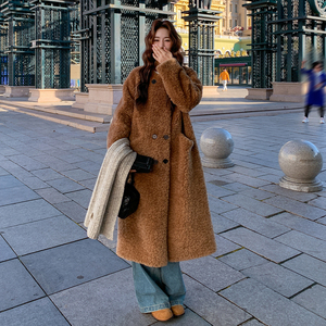 美拉德风翻领羊羔毛外套女中长款2025秋冬超好看加厚皮毛一体大衣图片