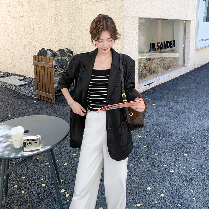 黑色时尚气质PU皮衣外套女2025年春秋季新款高级感宽松显瘦短上衣,女装皮衣,2D109