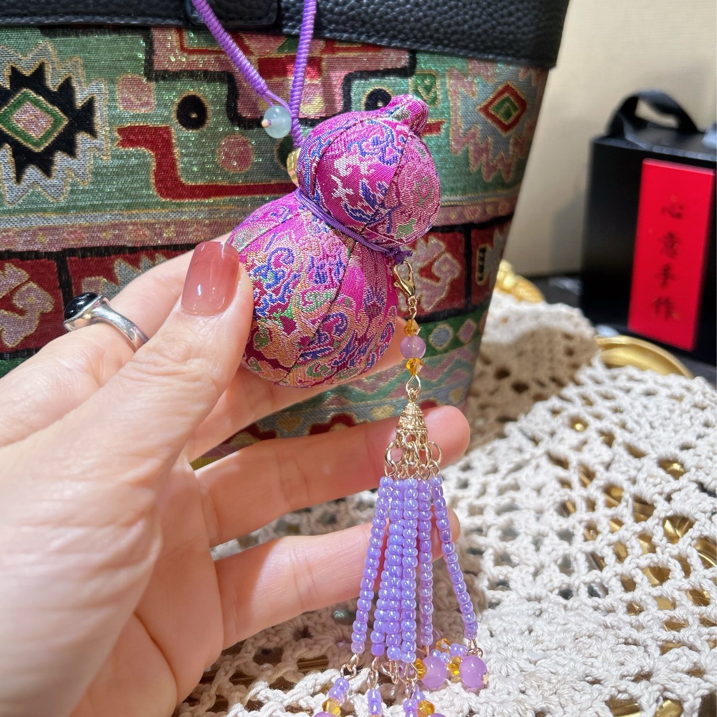 非遗真丝宋锦小马福禄新年挂件钥匙扣包包挂饰桑蚕丝纯手工伴手礼