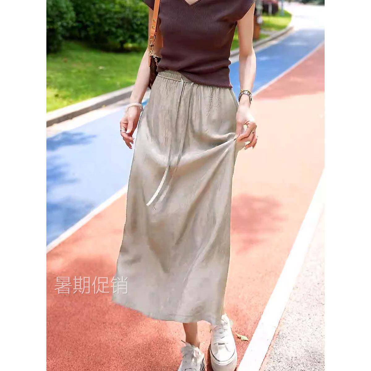醋酸缎面高级感半身裙女2025夏季新款高腰薄款小个子直筒a字长裙