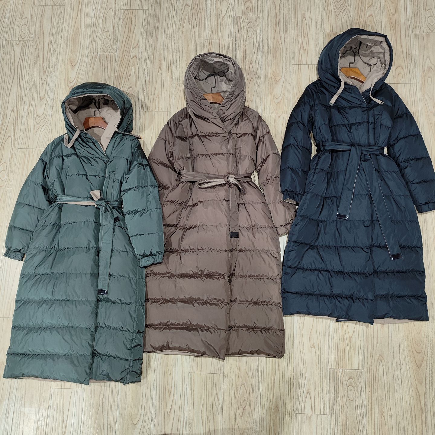 外贸意大利尾货冬女轻奢90鹅绒服