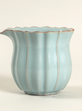 清仓特惠250ml汝窑陶瓷茶海花边设计汝瓷秘蓝色公道杯开片分茶器