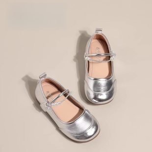 女童皮鞋2025春秋新款小女孩软底春款单鞋洋气女宝银色百搭公主鞋