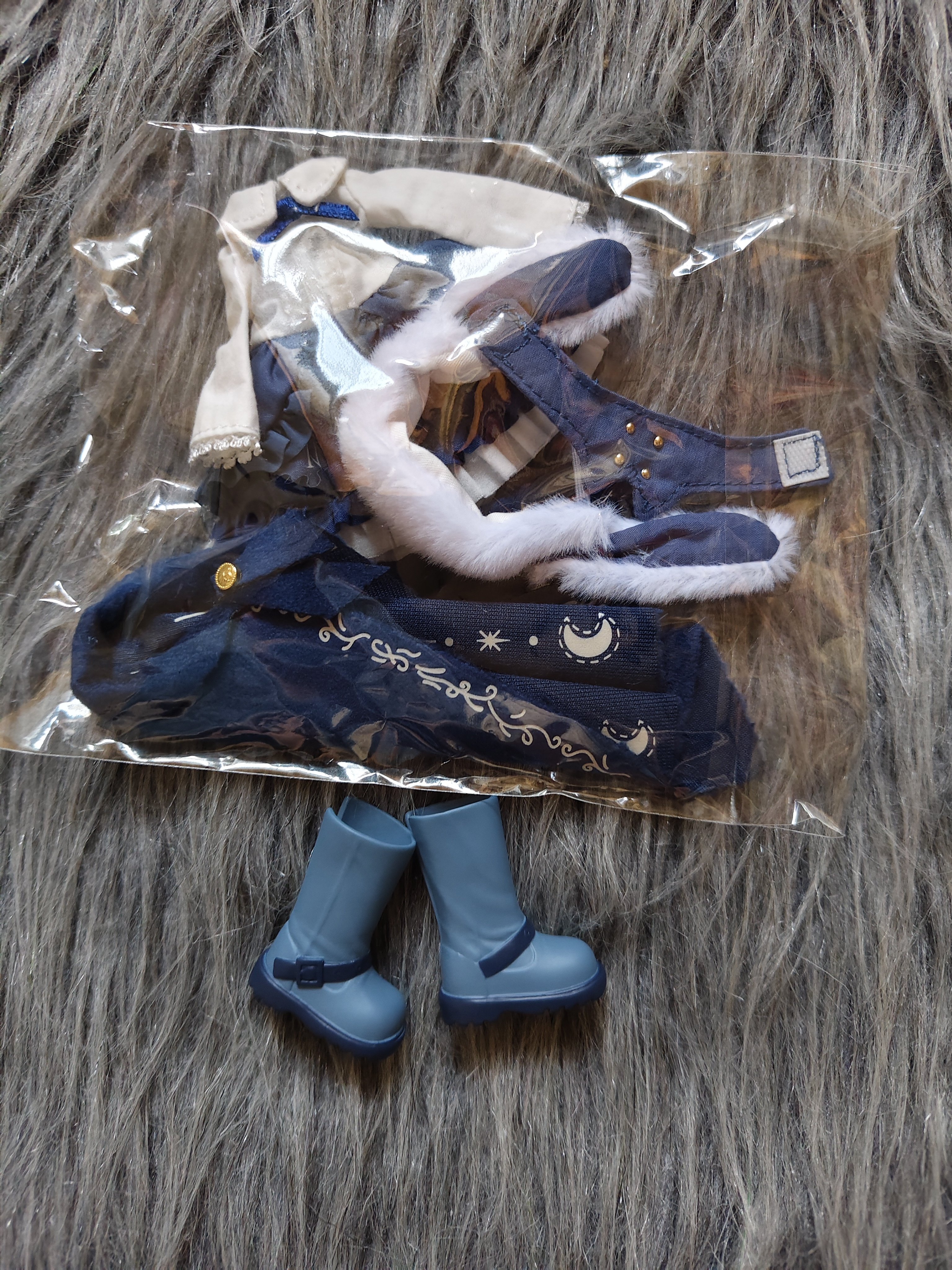 thumbnail for [Doll Clothes Unboxed] 12-point Doll Clothes Apocalypse Prologue Mystery Tide Gravity 12-point BJD Articulated Doll Clothes Compatible Tape