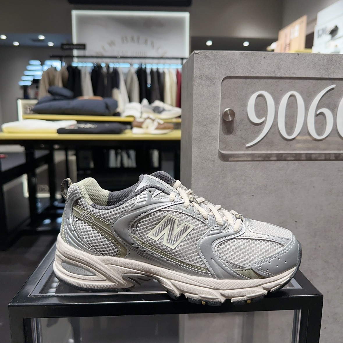 NEWBALANCE男女跑步鞋系带