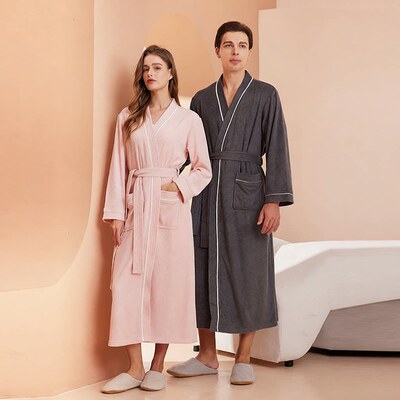 Newcouplesbathrobemensand