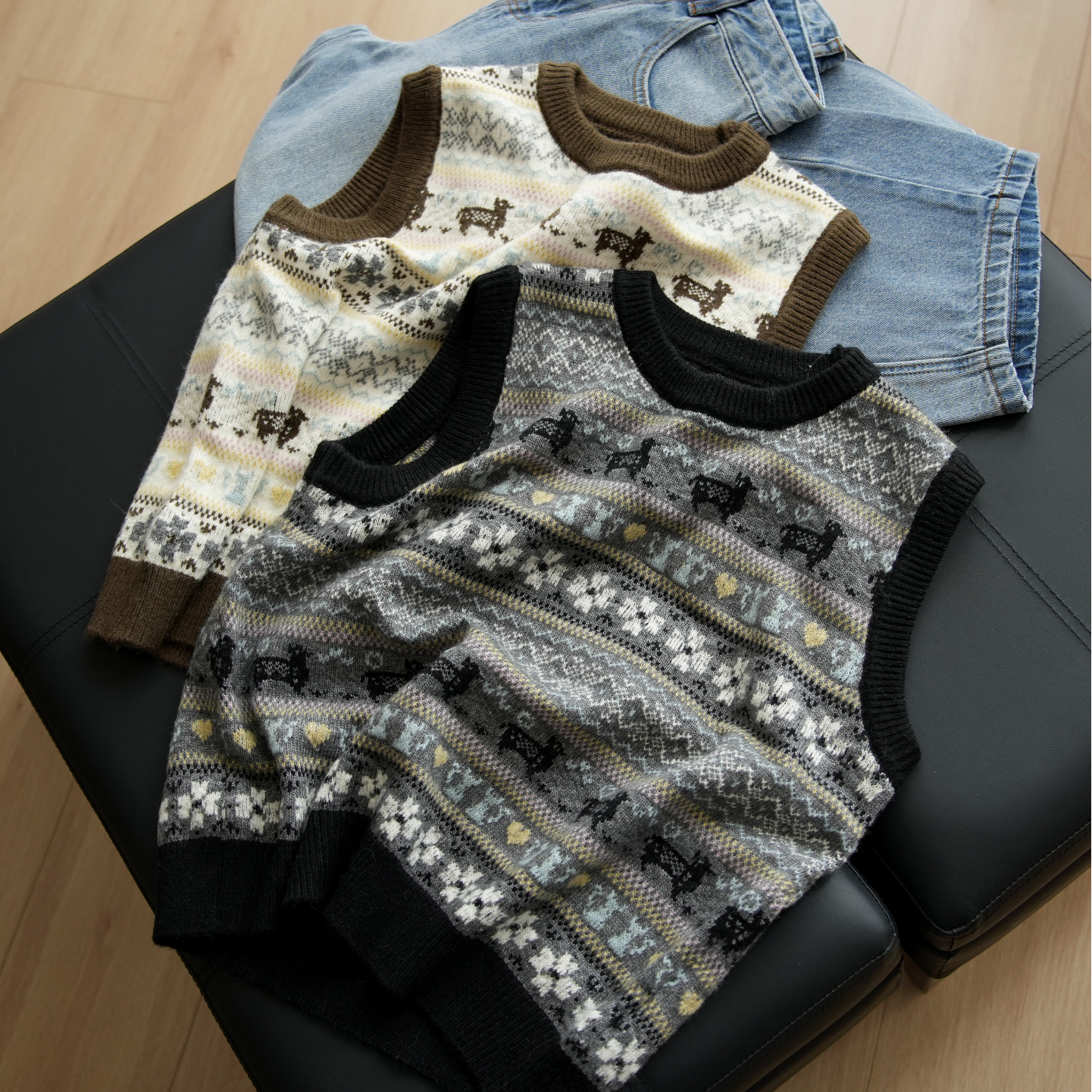 女士彩色提花马甲含羊毛针织背心