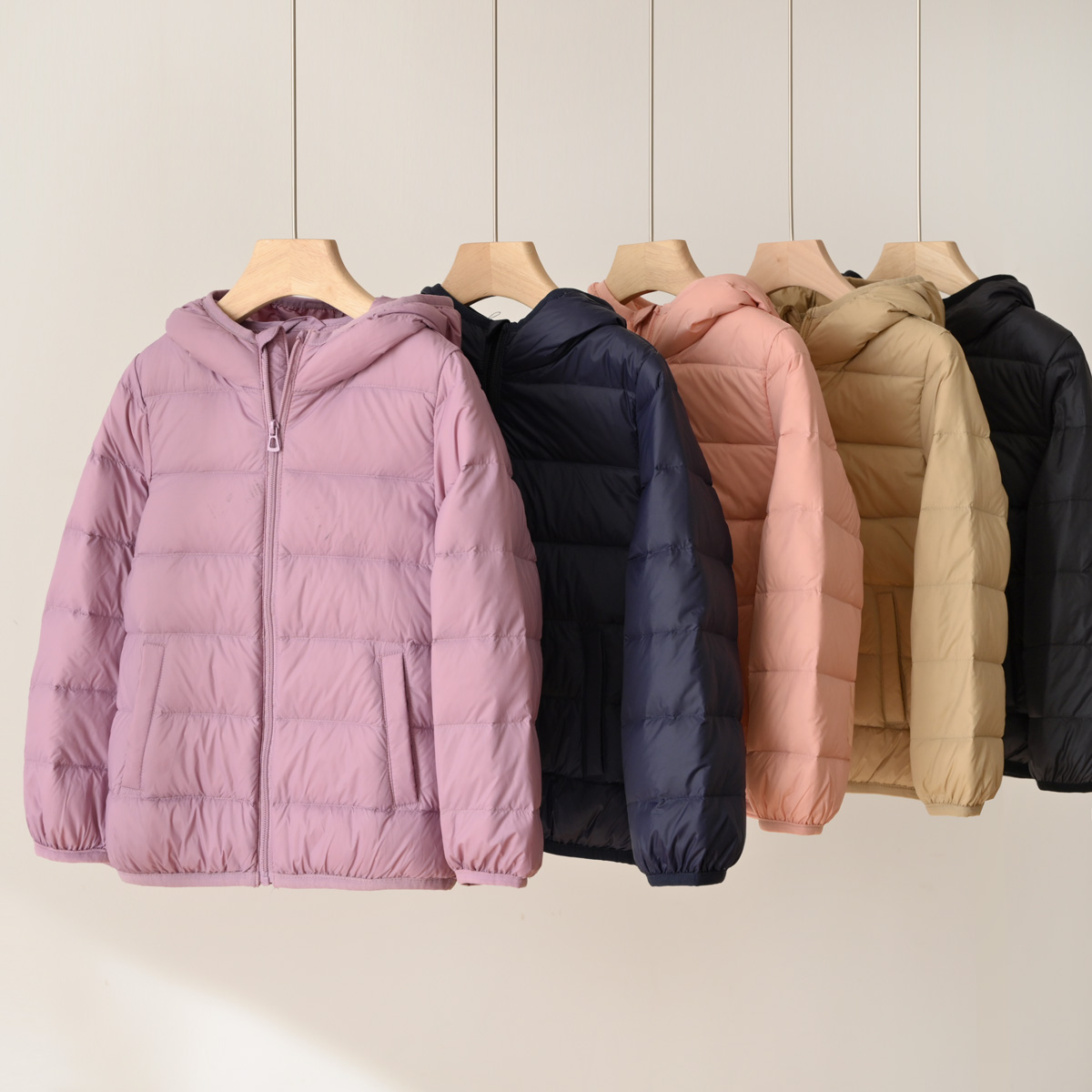 白鸭绒儿童轻薄连帽羽绒服