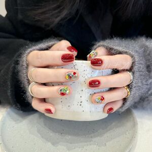 兔哥设计手工穿戴甲高级感新年宝石短甲可爱风气质显白美甲可拆卸