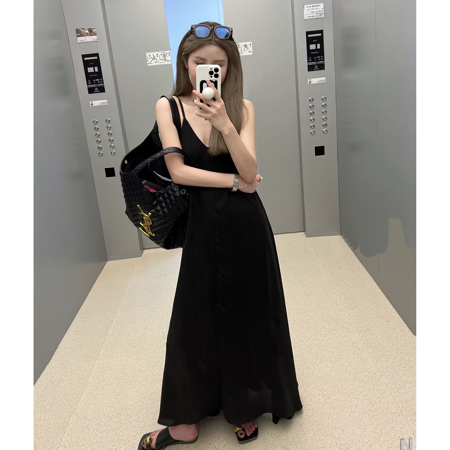 简单但有味道!品味咖人手一条!铜氨丝吊带裙黑色长裙女夏