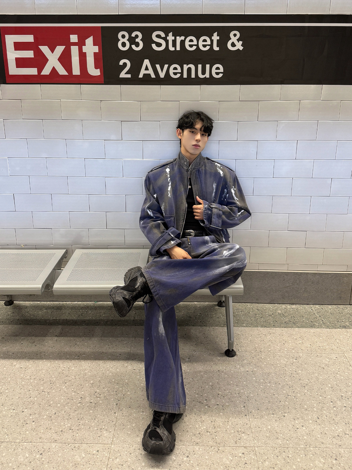 CUIBUJU KOREAN DISTRESSED PAINT BRUSH BIG POCKET STAND COLLAR DENIM JACKET HIGH STREET MOP JEANS SET