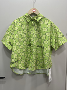 宝儿w绿色牛油果衬衫，宽松版型，时尚百搭，2232