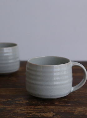 外贸原单出口北欧风青灰窑变手作文艺立体螺纹陶瓷马克牛奶咖啡杯
