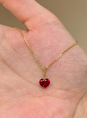 简约高级感红色锆石吊坠爱心项链女极简风个性百搭气质颈链锁骨链