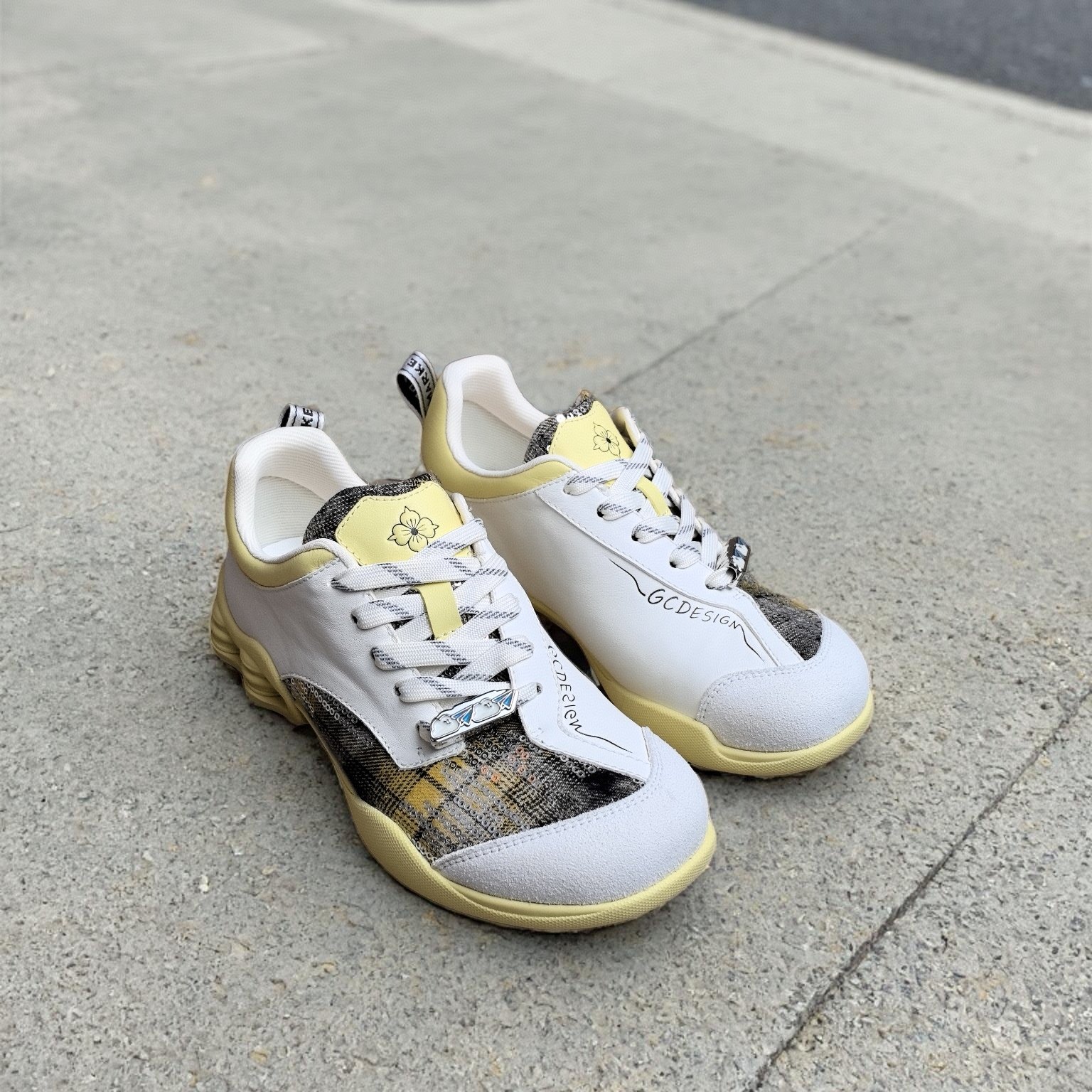 舒优步凡2026新款真皮平底超轻德训鞋女配裙子百搭透气休闲鞋女,女鞋,时尚休闲鞋,淘宝优惠券,粉丝福利购,淘宝优惠卷