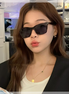 GM新款小方框墨镜女防晒防紫外线太阳眼镜大脸显瘦墨镜街拍旅游潮