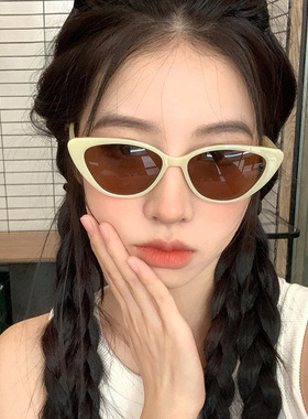 猫眼墨镜女小框2024新款复古明星同款开车驾驶太阳镜防晒防紫外线