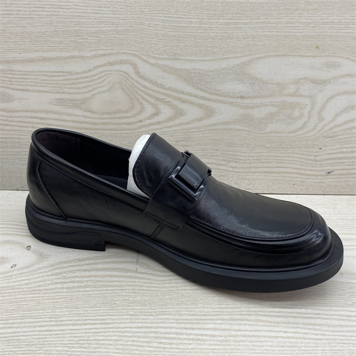 断码特价真皮男鞋2024春秋季新款时尚百搭商务圆头乐福牛皮男皮鞋