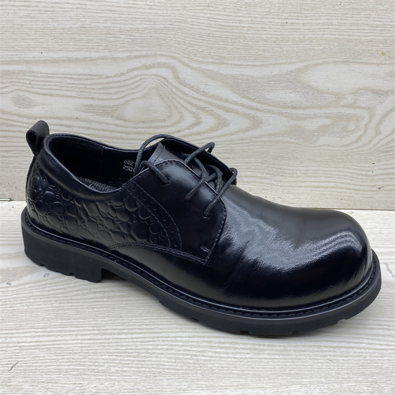 大头皮鞋头层牛皮德比鞋黑色单鞋