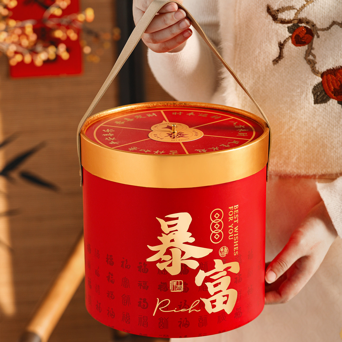 2026新年礼盒抱抱桶马年礼品盒送人伴手礼烘焙糖果年货包装盒空盒