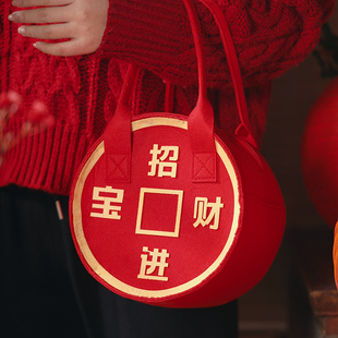 2026新年礼品袋红色毛毡高档大号手提袋马年糖果礼物伴手礼包装袋