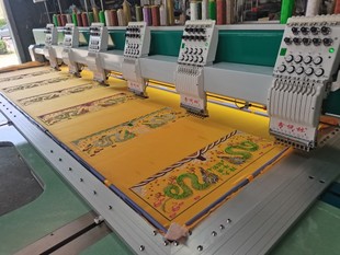 定制藏族蒙古族少数民族传统服装 枕头花边鞋 垫电脑绣花机刺绣机器