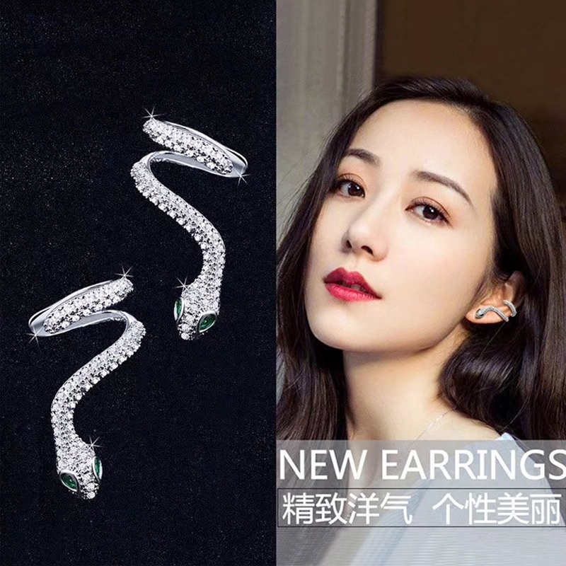 耳骨夹一体式耳环高级感小众蛇形耳钉2025新款银针时尚个性耳饰女