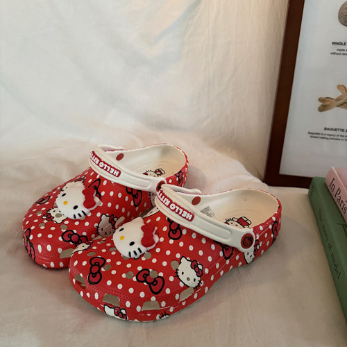 林先叁 HelloKitty波点红色洞洞鞋可爱卡通镂空防滑沙滩鞋女