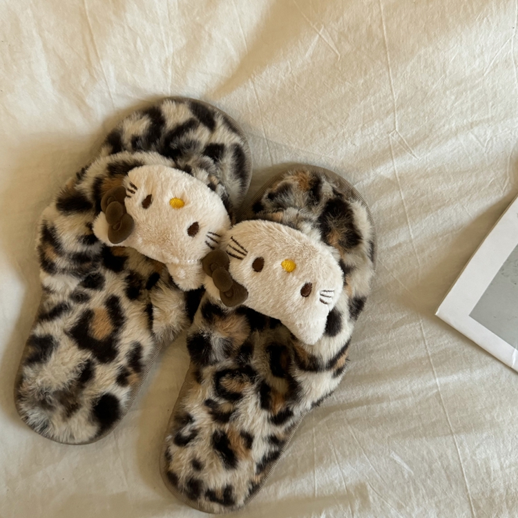 林先叁 KT猫毛毛拖鞋女秋冬新款室内居家平底外穿夹脚豹纹人字拖