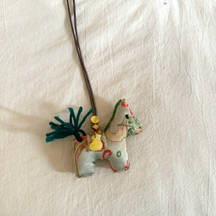 林先叁 新中式非遗宋锦蜀锦小马挂件布艺国风包挂饰品小众礼物