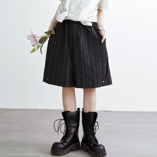万有引力博物馆条纹阔腿短裤女夏季2026新款裤子宽松休闲裤五分裤