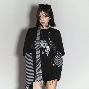 2026年新款 T恤女春季 宽松上衣 拼接撞色假两件长袖 万有引力博物馆