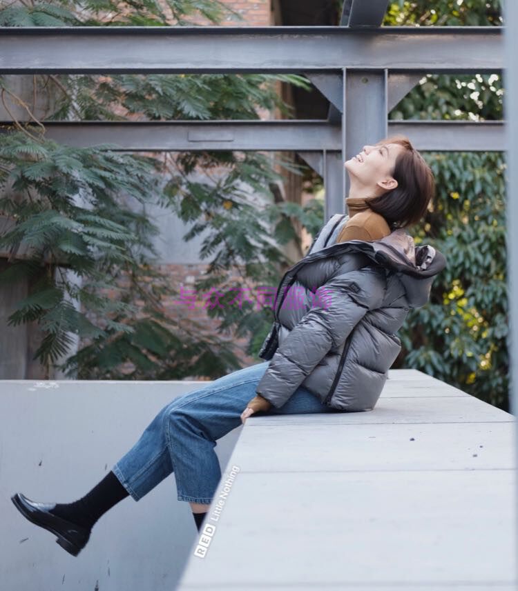 秋冬正品AIGLE艾高 大码女装防泼水亮面保暖羽绒服NUTODI SH IR