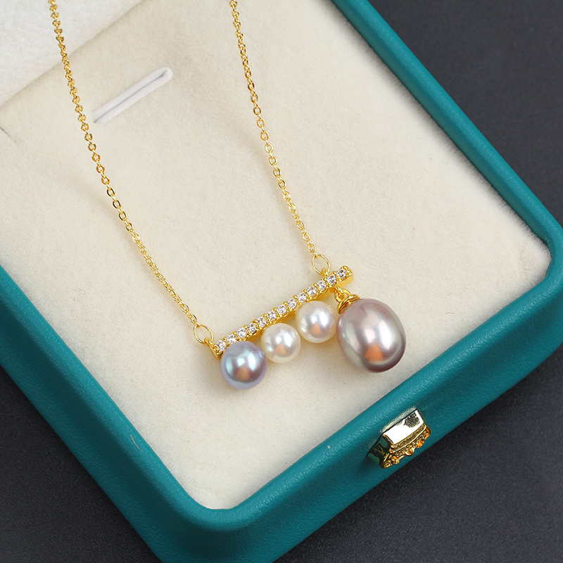 精致多珠平衡木珍珠独特项链