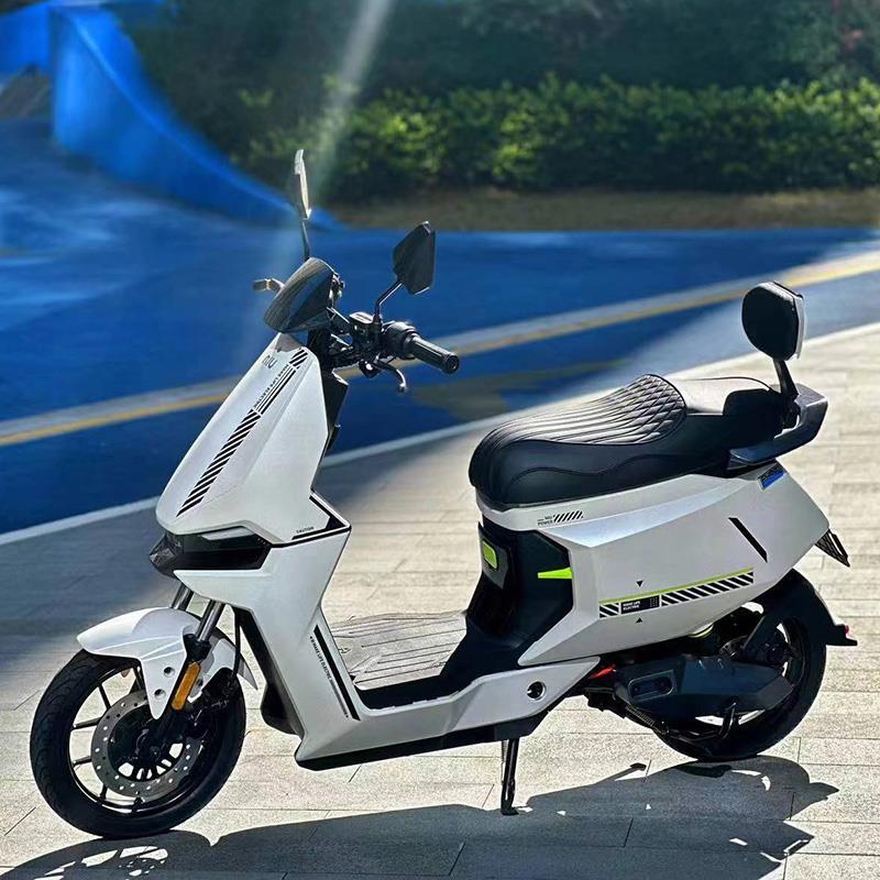 小牛F400T改装带灯复古款一体长坐垫F400T坐垫加厚舒适减震大座包