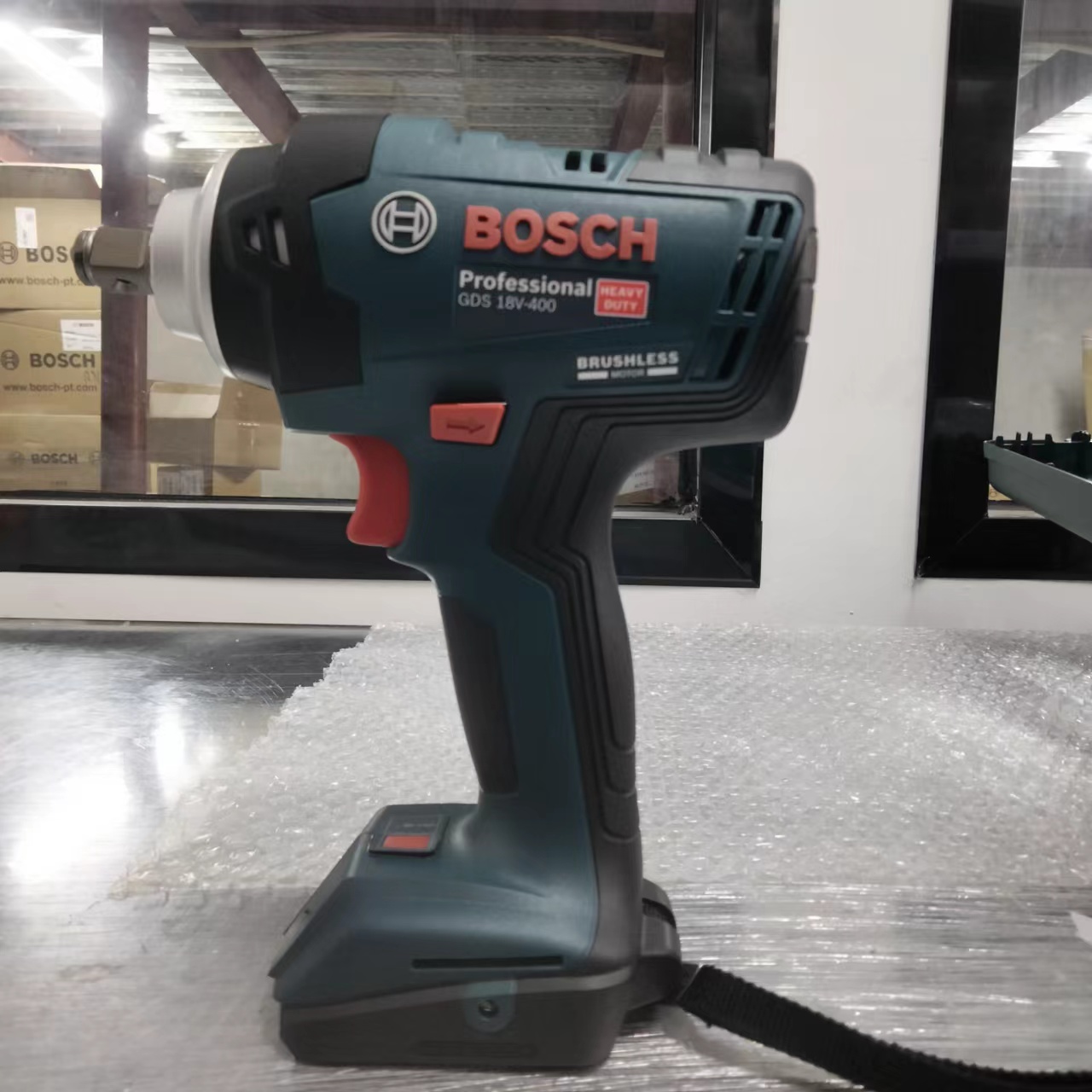 博世无刷电动扳手GDS18V-400