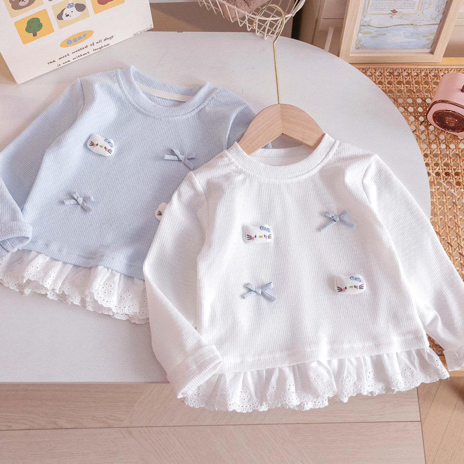 女童甜美立体猫咪装饰打底衫2026春季新款公主软fufu蕾丝花边T恤3