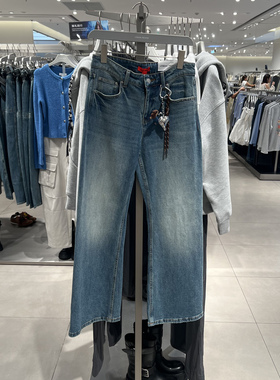 UR国内代购2025秋季女装复古休闲风趣味挂饰牛仔长裤UYV850169