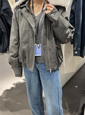 UR国内代购2025冬季女装休闲复古巴恩工装拼接毛领外套UYY150107